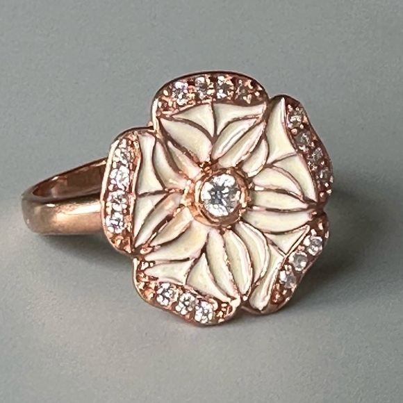 Rose Gold Art Deco Enamel Flower Statement Ring - Size 9.5 - Picture 4 of 11
